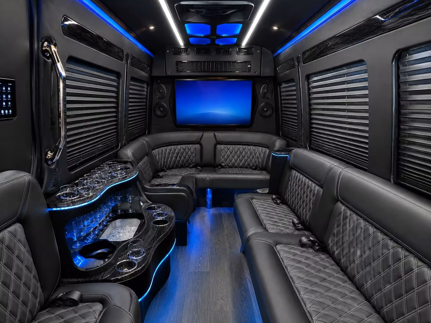 corporate tailgate and group outing transportation from st cloud