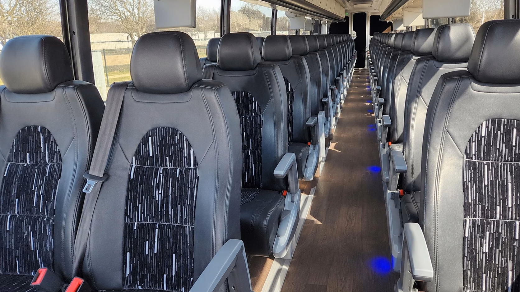 how the bus type you choose changes charter bus prices in st cloud minnesota