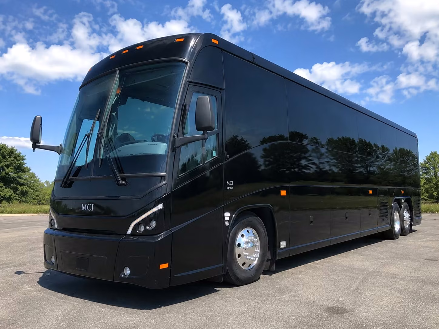 sports team bus rentals for st cloud athletes fans