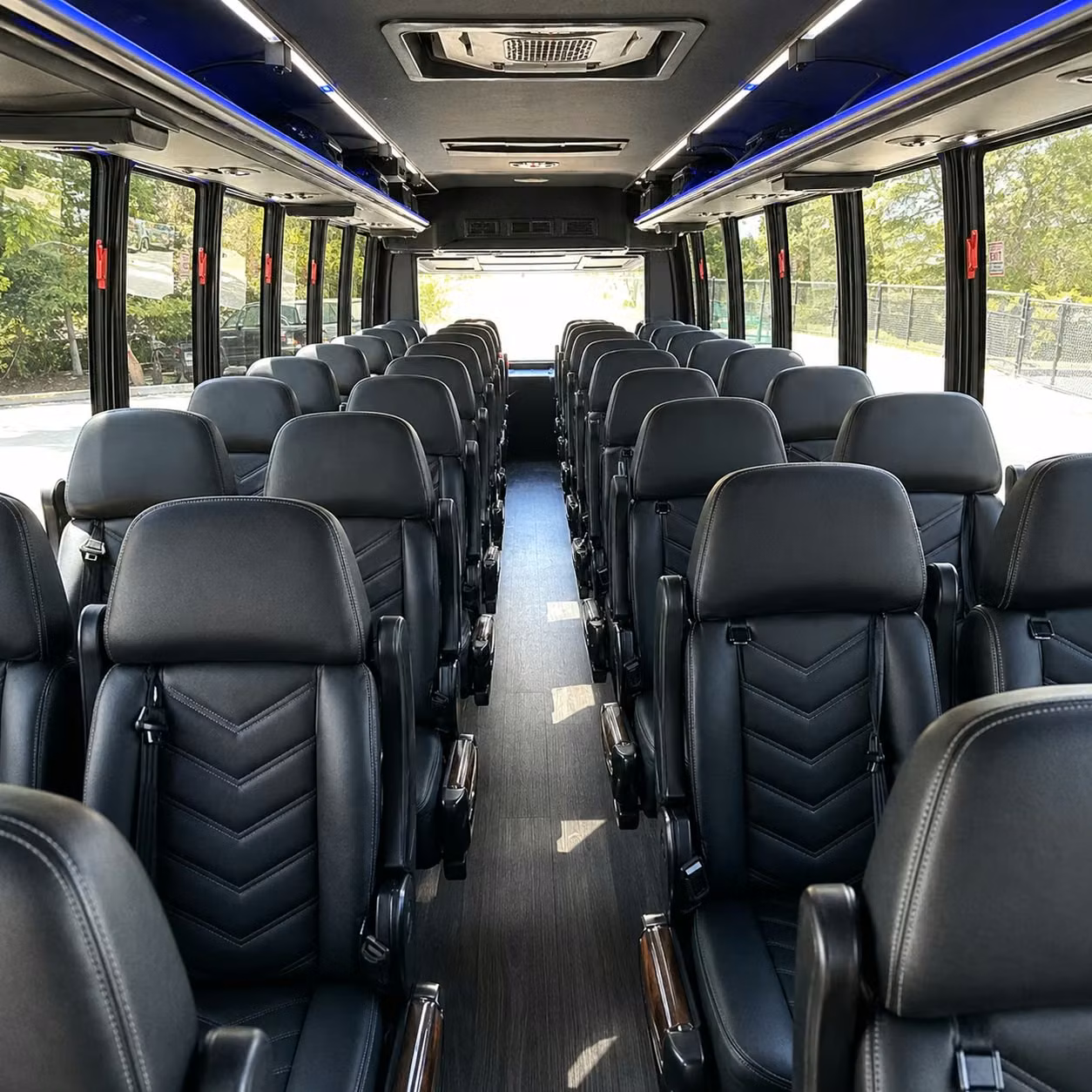 st cloud 25 passenger minibus rental