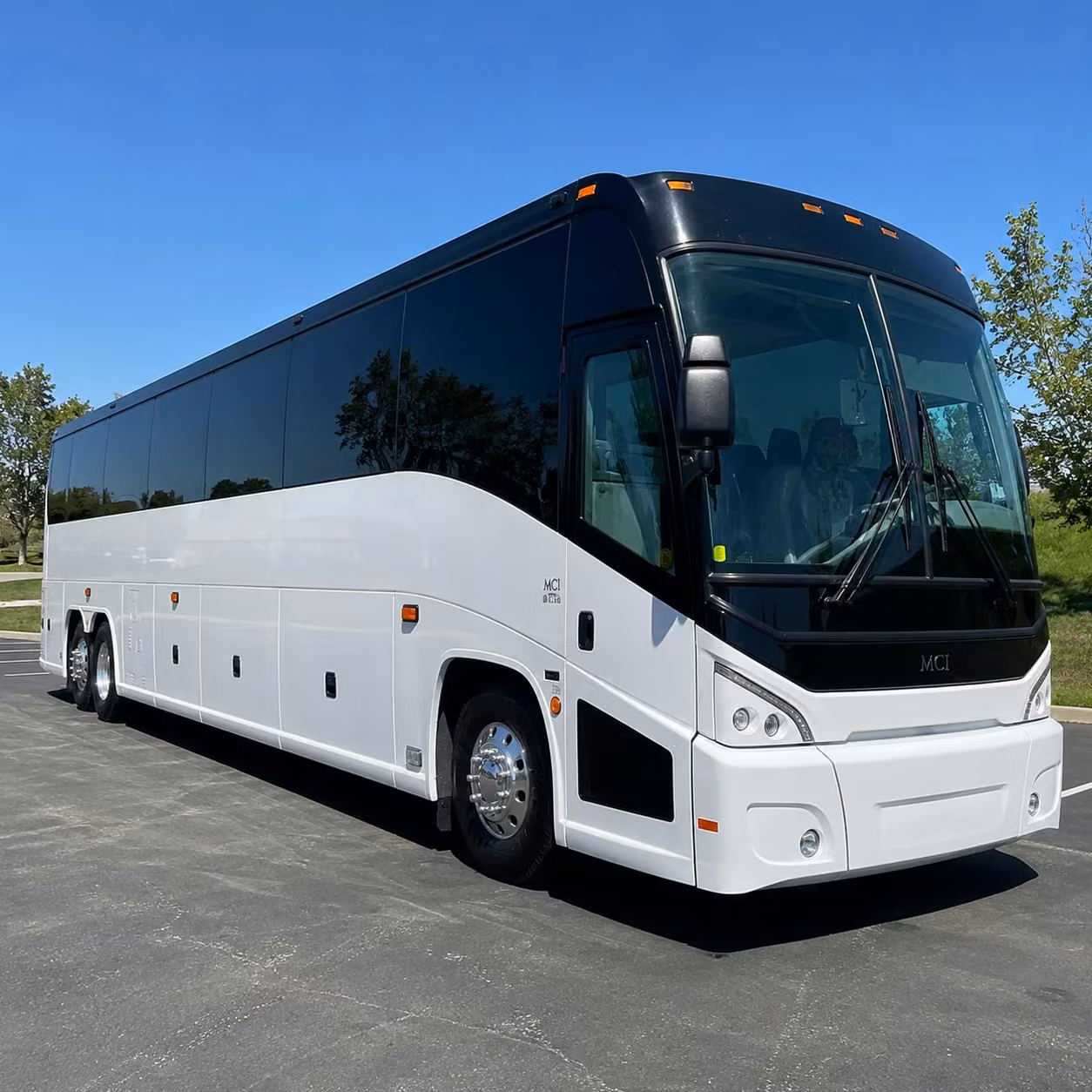 why st cloud groups choose a charter bus for airport runs instead of rideshares